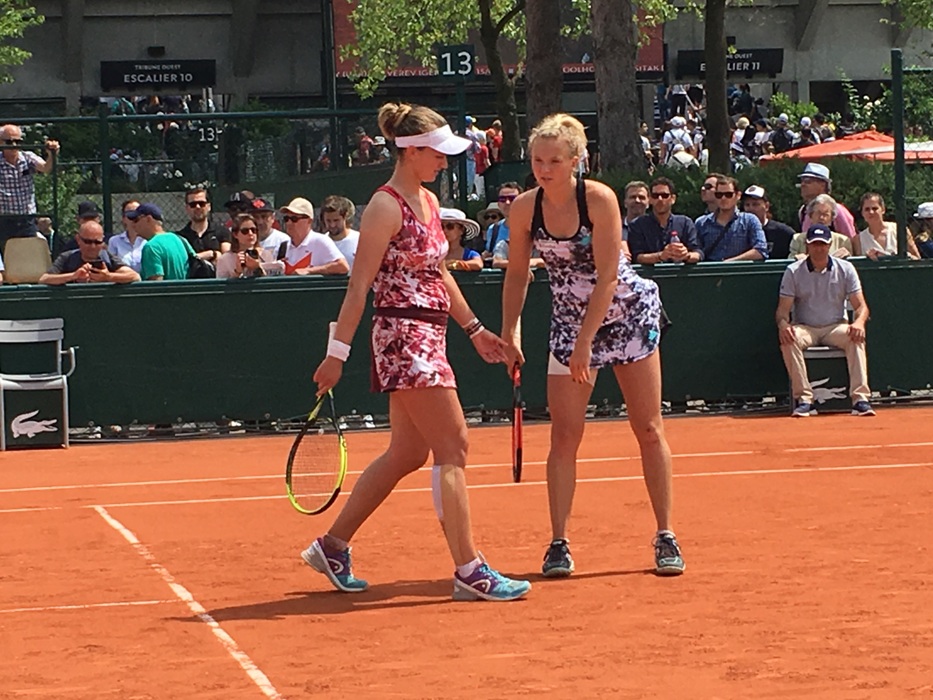 Paříž 31.5.2018 - budoucí vítězky ženského deblu - Barbora Krejčíková a Kateřina Siniaková