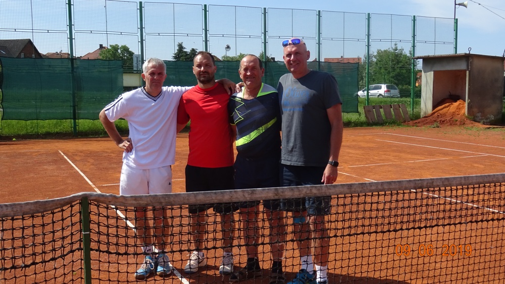 DC 2019 - B-tým Chlumčan pro rok 2019 - zleva D.Mach, P.Černý, M.Švátora, R.Kott