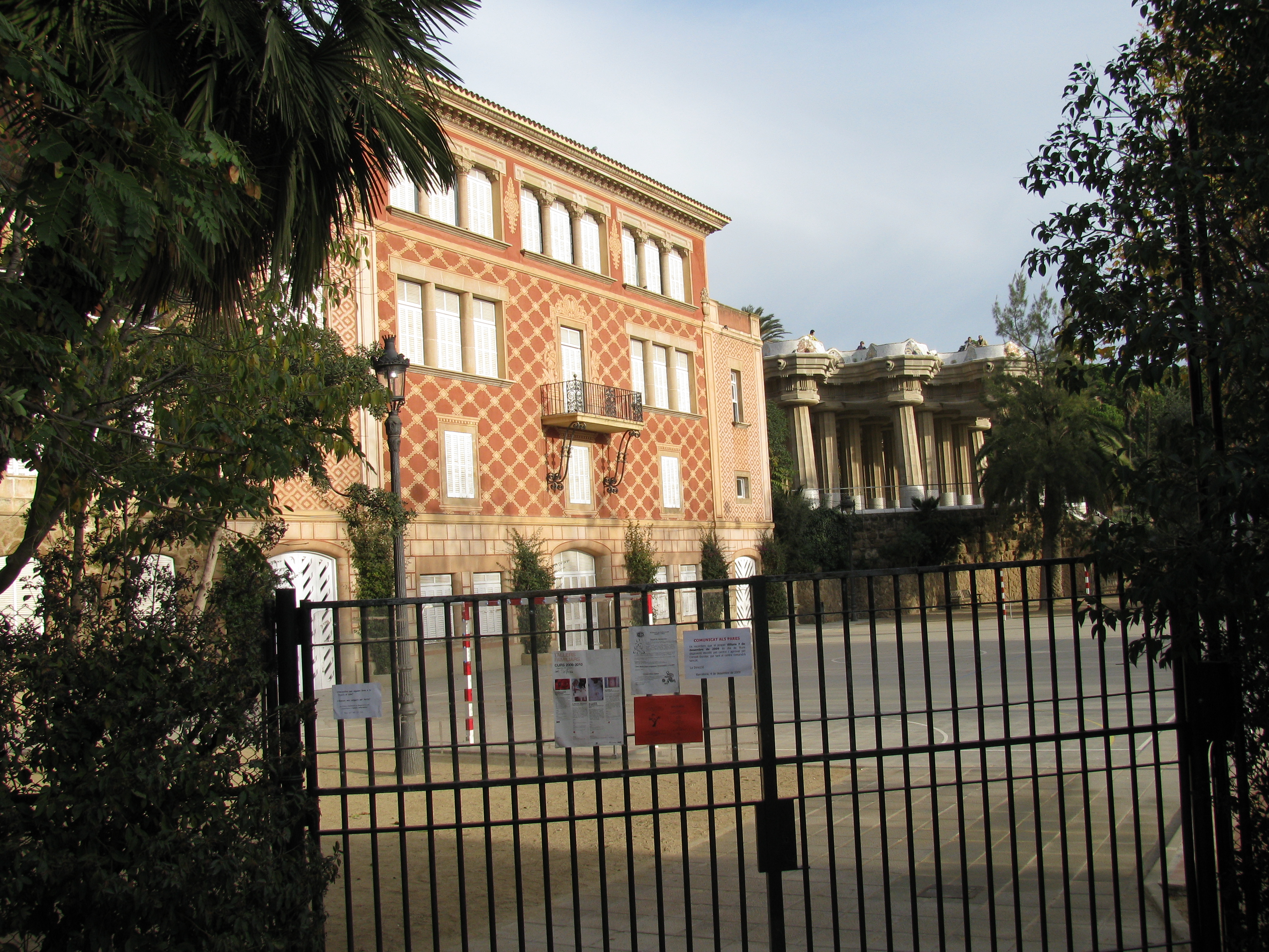 Gaudího muzeum v parku Guell.jpg