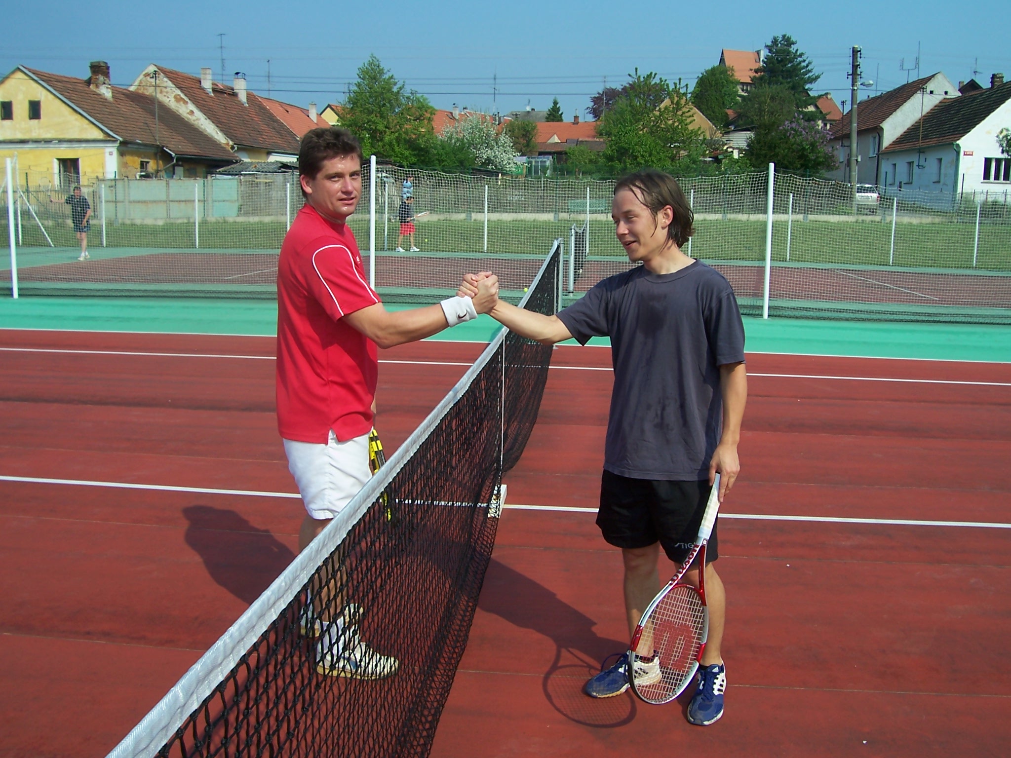 DC 2009 - P.Boháč při gratulaci  Šambergrovi.jpg