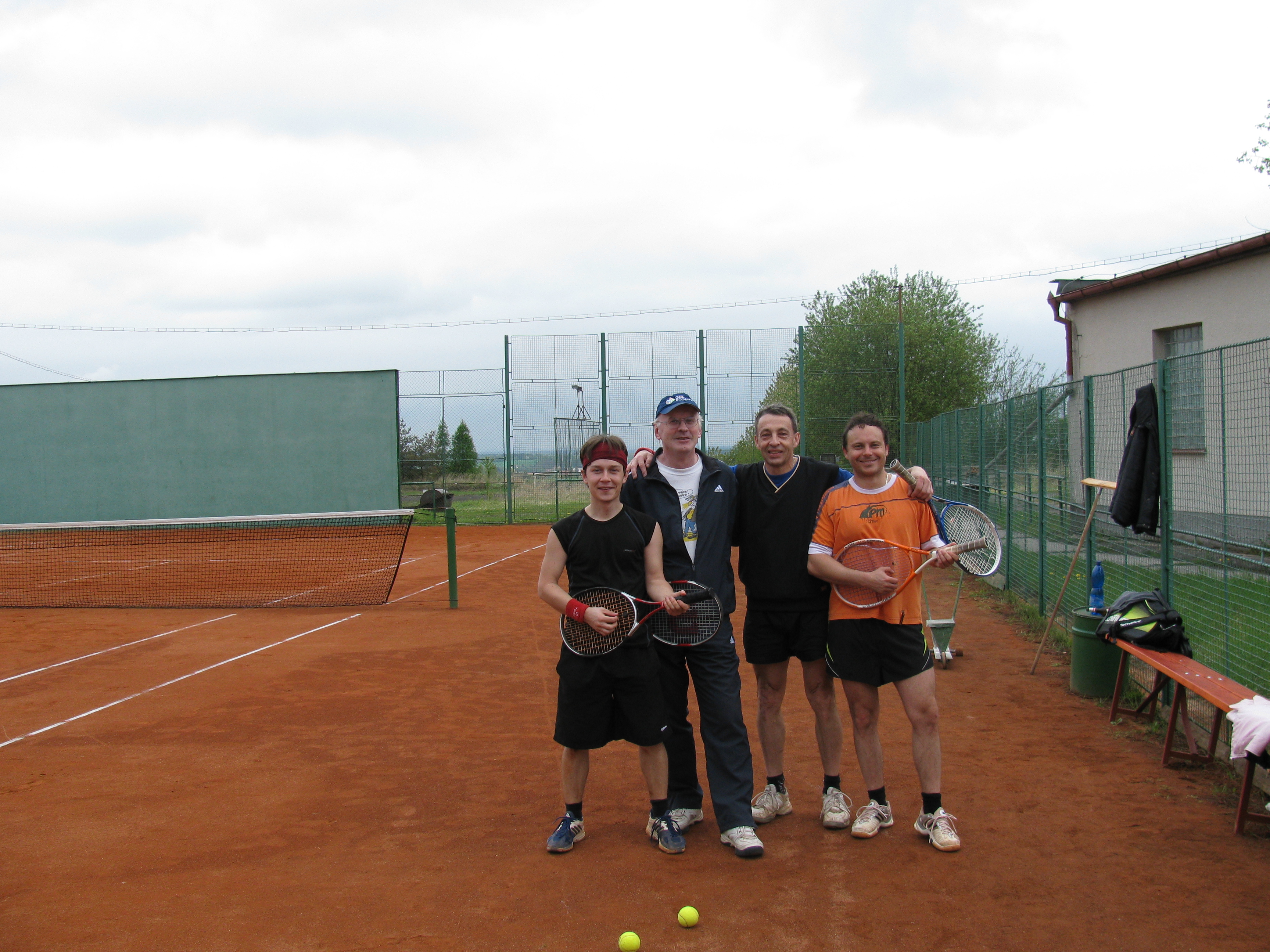 DC 2010 - C-tým po úvodní výhře s Novou Vsí.jpg