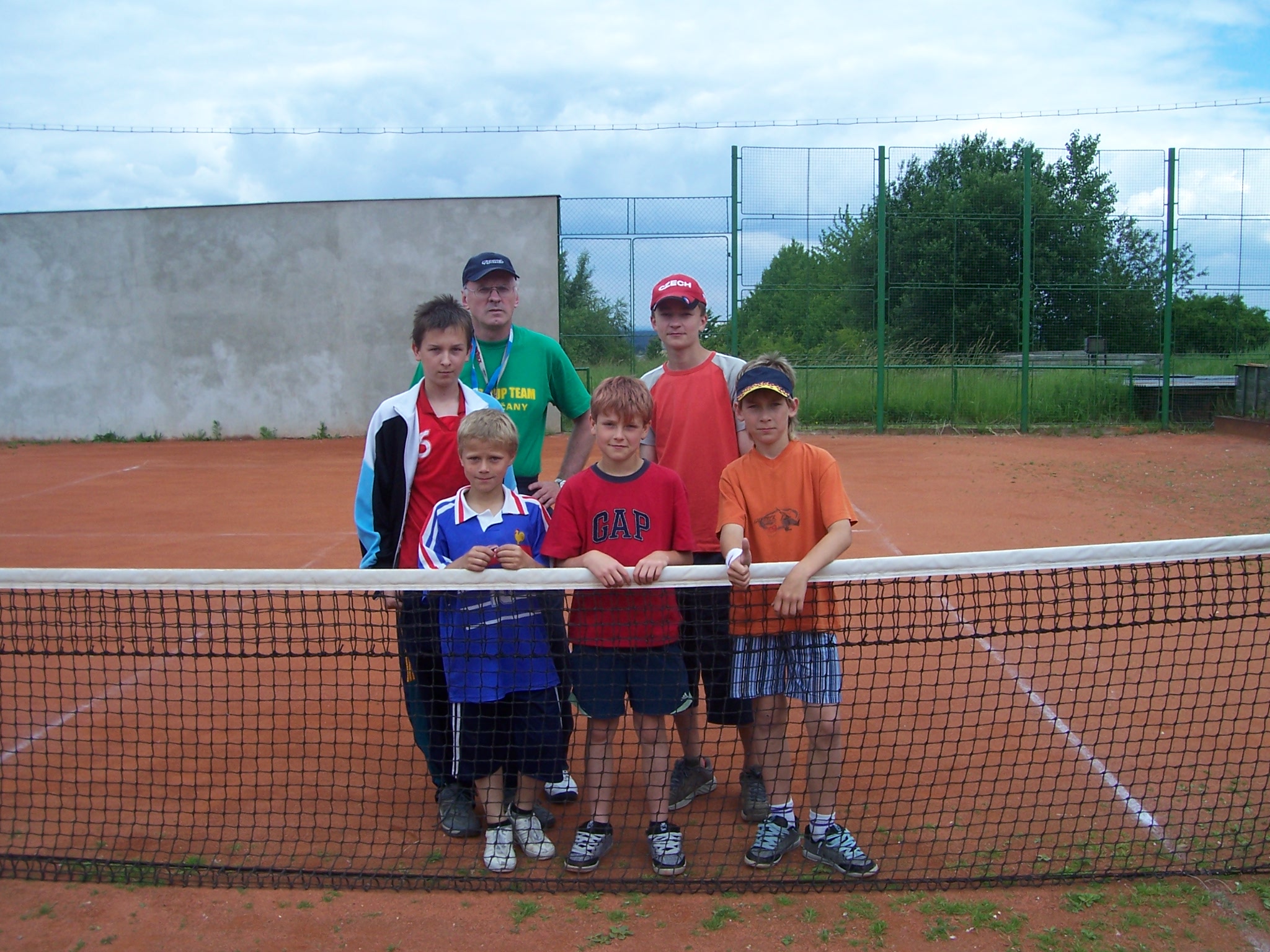 2008 - účastníci turnaje.jpg
