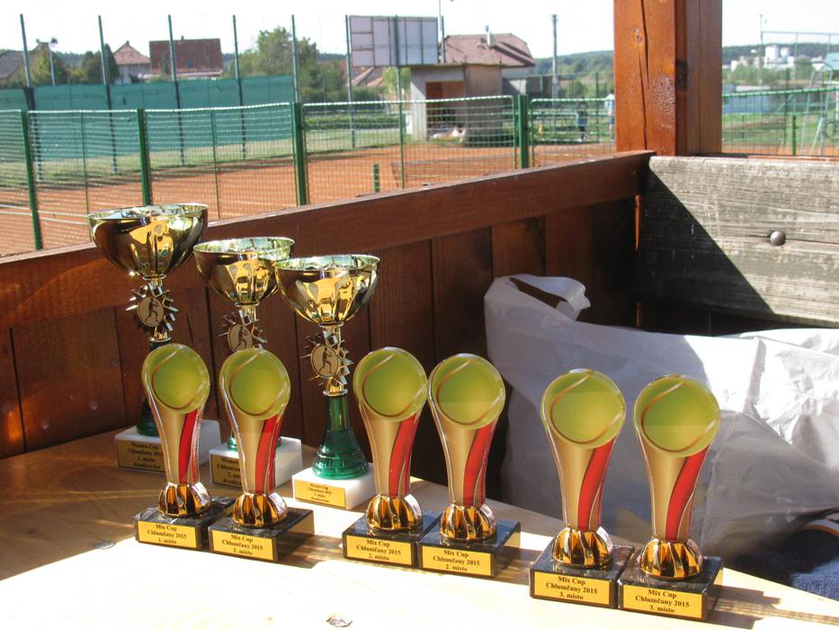 Mix Cup 2015 - poháry pro účastníky tenisového turnaje