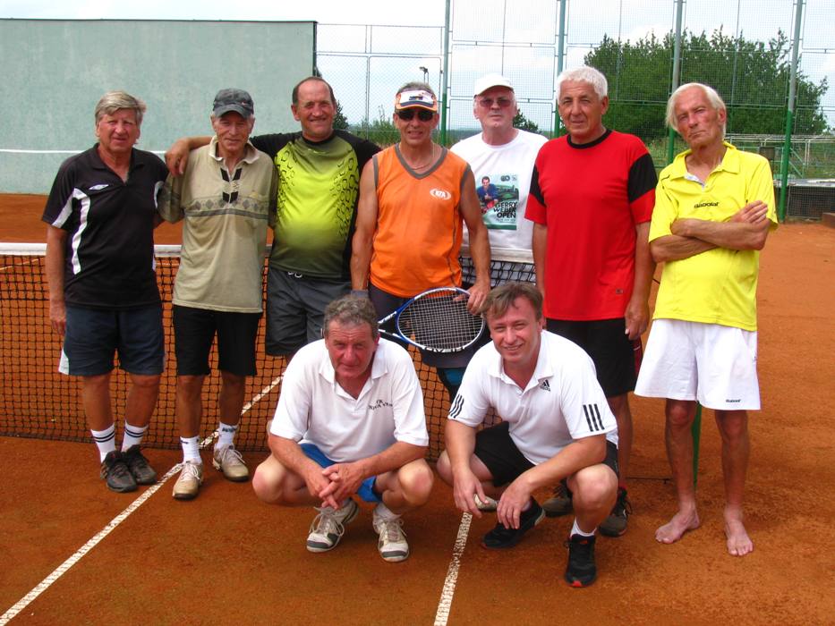 CHLC 2016 - veteránští tenisté na společném snímku